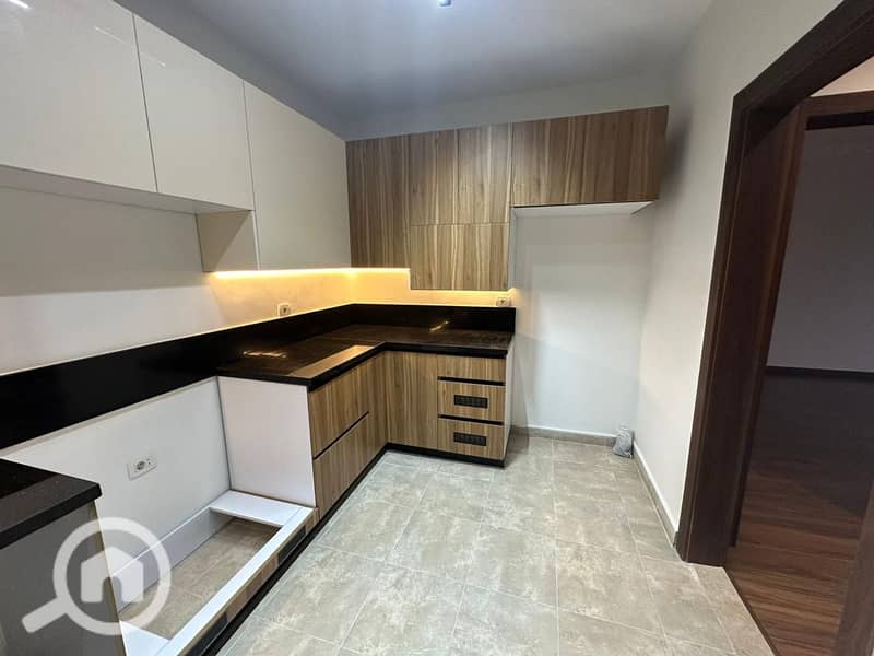 28 ccb513fa-6195-4f02-838b-7bd3fce2ca90. jpeg