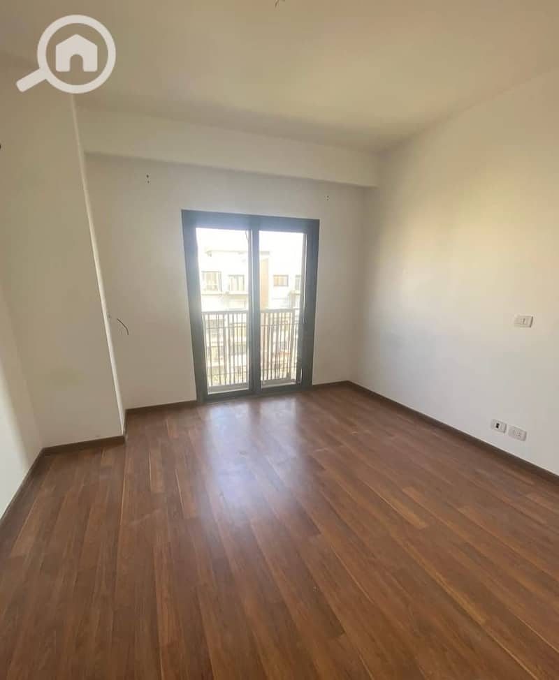 2 f4d97be0-b8fb-48a1-92ca-b69b6daad752. jpeg