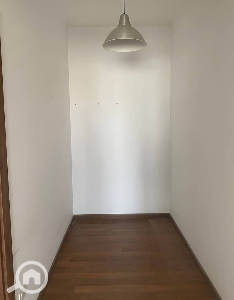 3 33d23832-2fa5-437d-816f-cc9883150213. jpeg