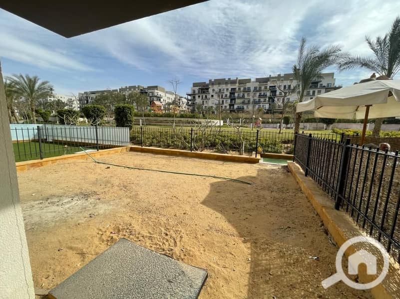 2 f8152261-d9b6-438d-a228-ca2da542aeaa. jpeg