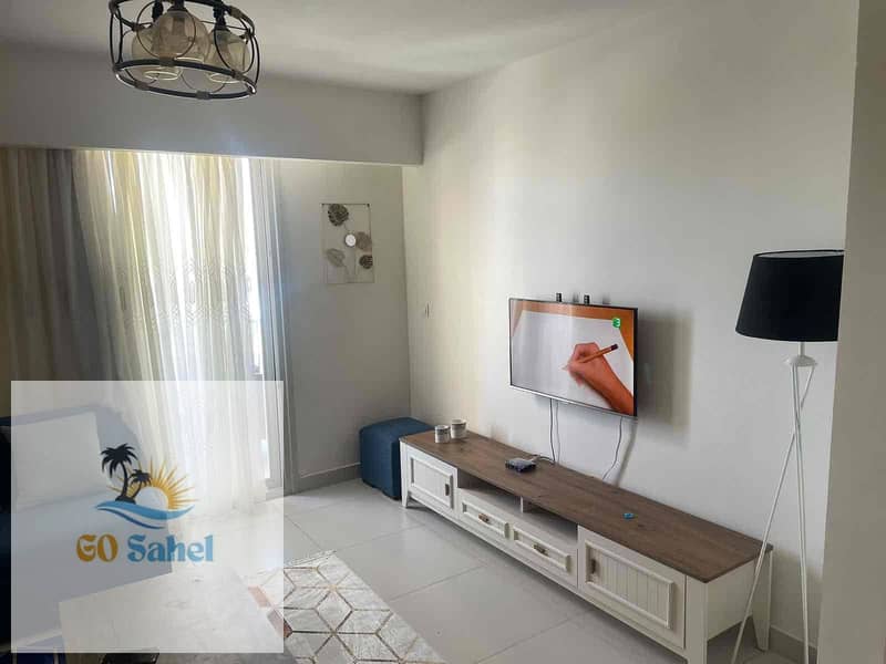 2 a1883e72-4e93-4e3b-b210-09bb45b32273. jpg