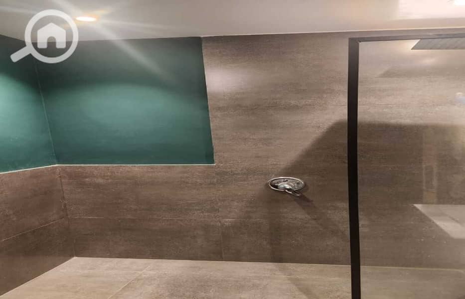 5 WhatsApp Image 2025-11-12 at 04.08. 23_02124b9c. jpg