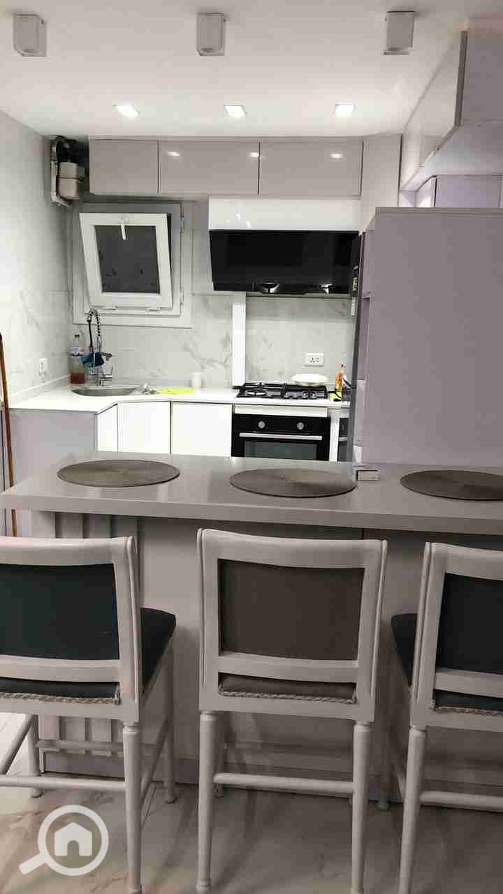 1000501252. jpg 1000501252. jpg