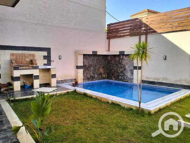 2 bc8b82e1-0640-4784-90bd-77671beb83da. jpg