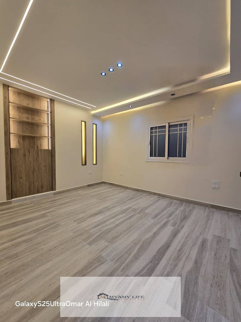 10 WhatsApp Image 2025-11-04 at 2.48. 45 PM (2). jpeg