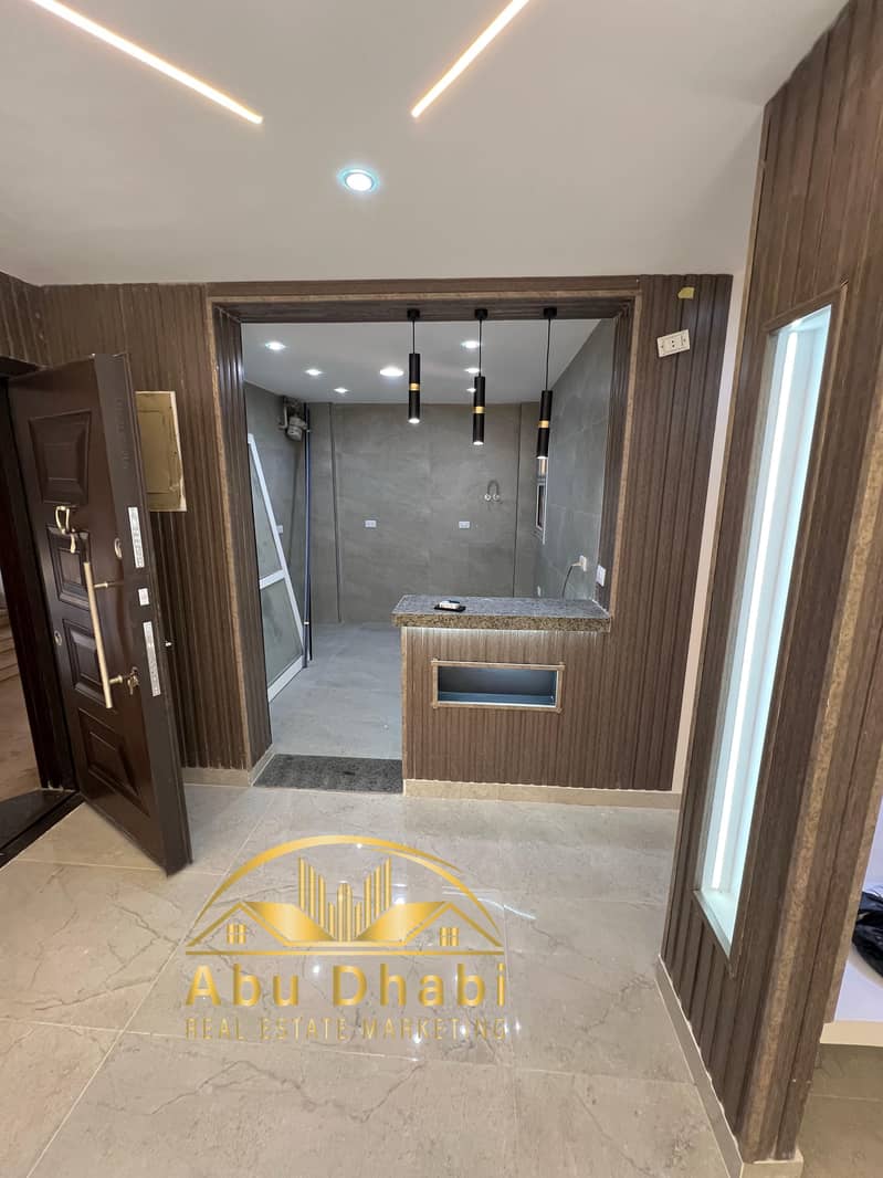 34aaa011-86de-494b-b792-5cf7cdaf7b26. jpg