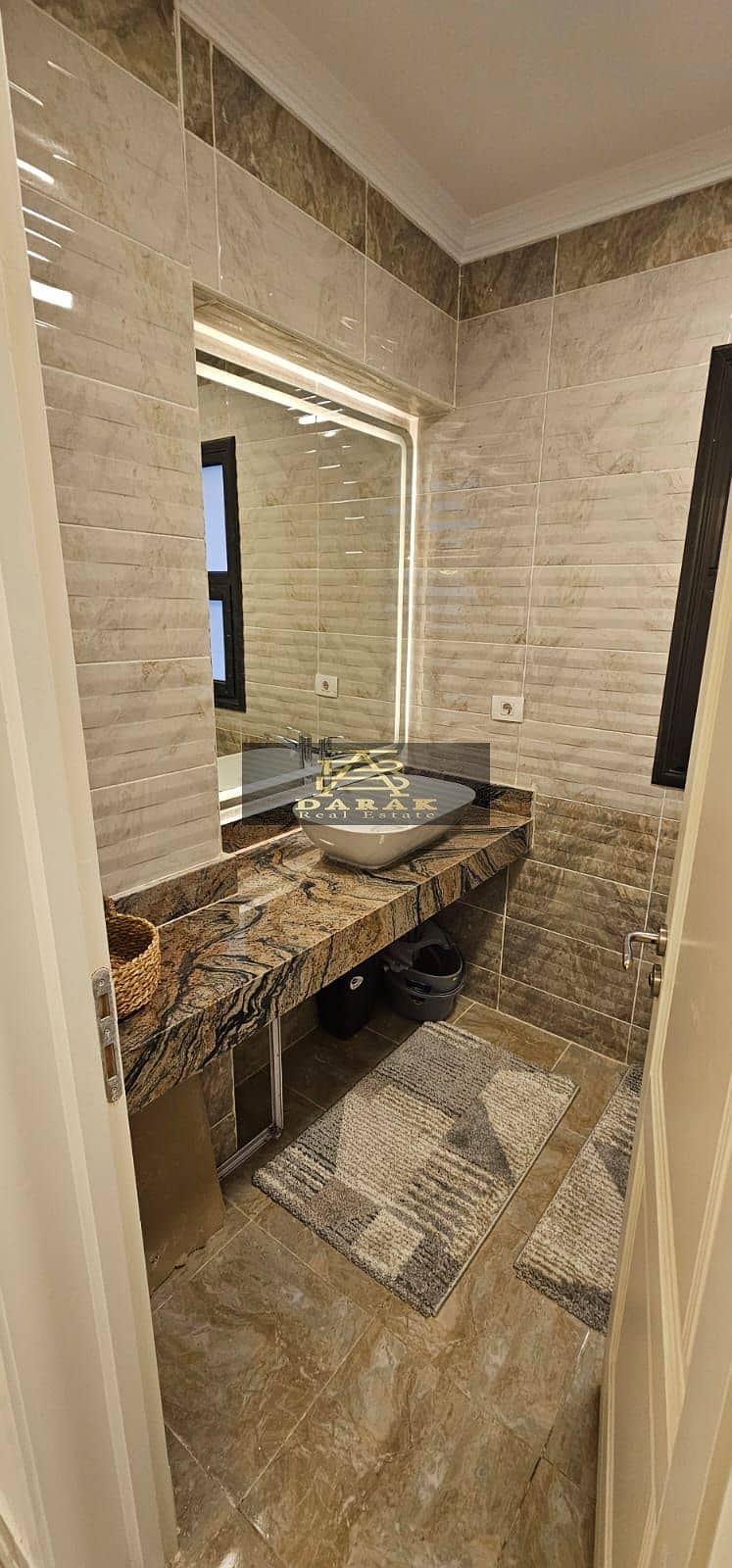 10 WhatsApp Image 2025-09-13 at 11.50. 48_0ee8ce5d. jpg