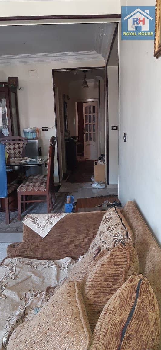 9 6349415f-3cfb-46cd-8fe8-62171570156c. jpeg