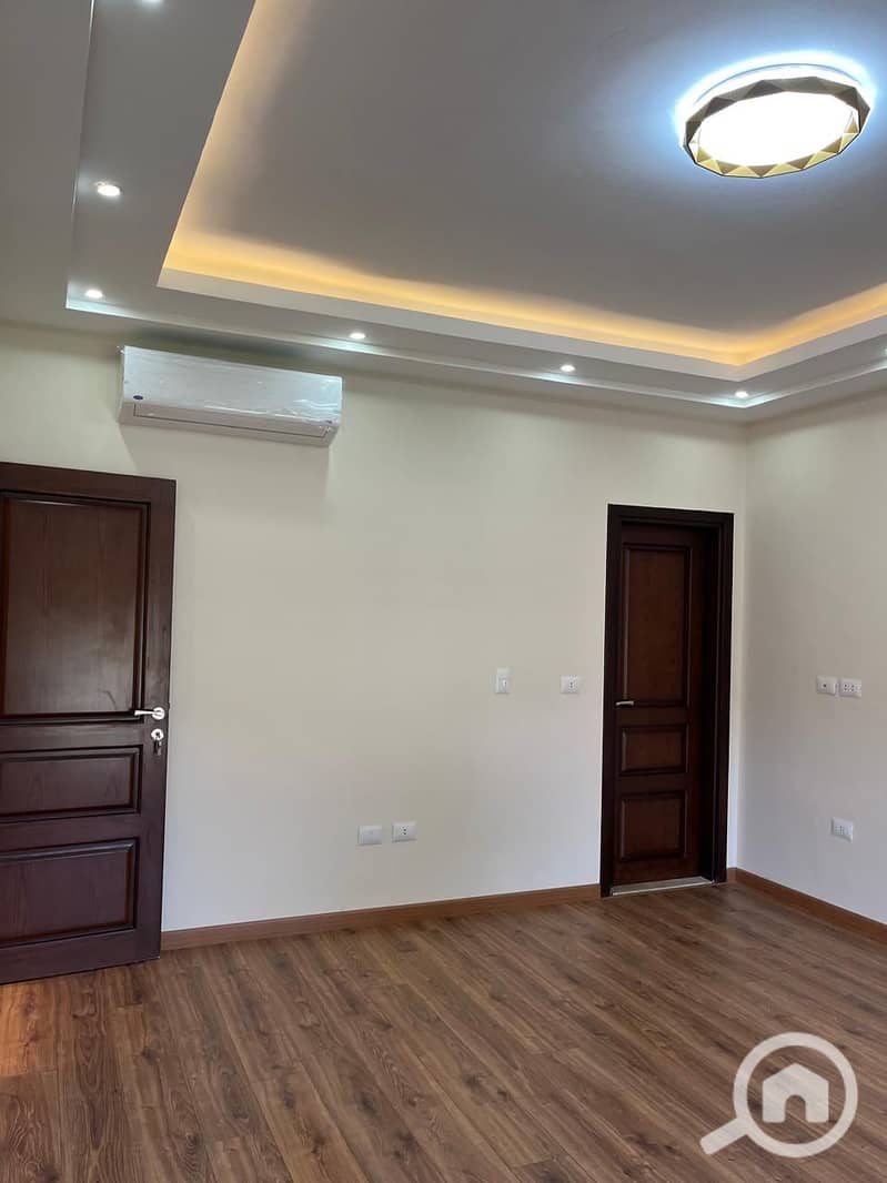 8 WhatsApp Image 2025-11-12 at 10.45. 13 AM (1). jpeg