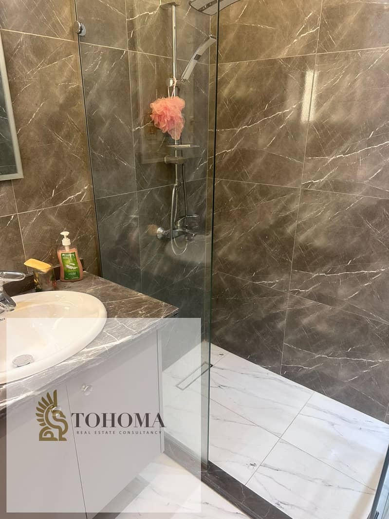 10 0a7b87f7-0acf-4772-b9d7-6c6cd921aebf. jpg