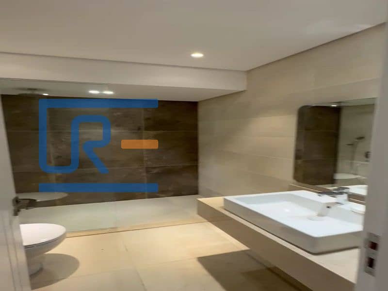 8 VideoCapture_20251110-155520. jpg