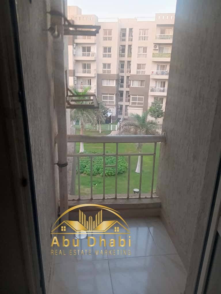 8 b132fc9e-747a-4adb-bd10-aaa464cd46ad. jpg