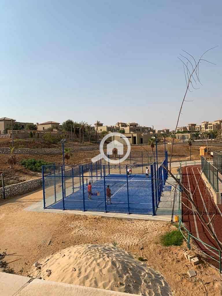 10 b42631dc-6c33-4e0d-82cc-b4e162b260ac. jpg