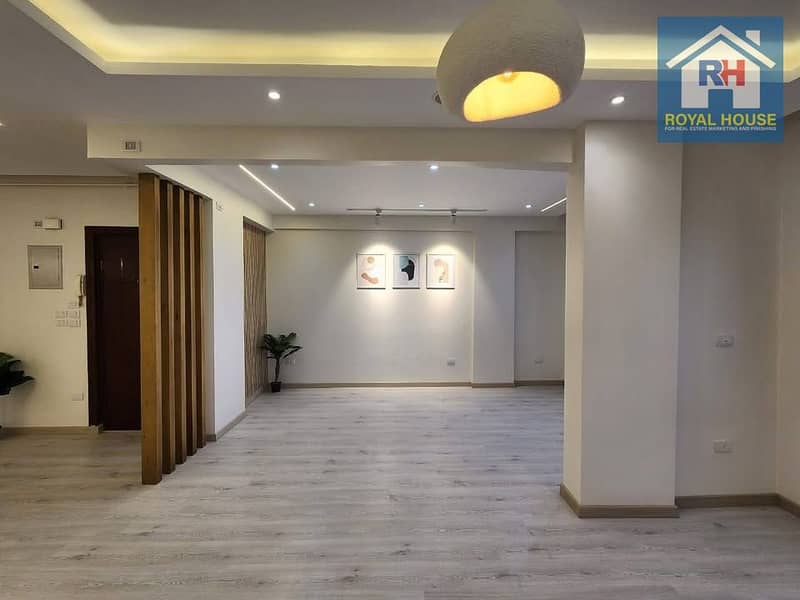 8 524429372_3090783974433304_3031870219540577723_n. jpg