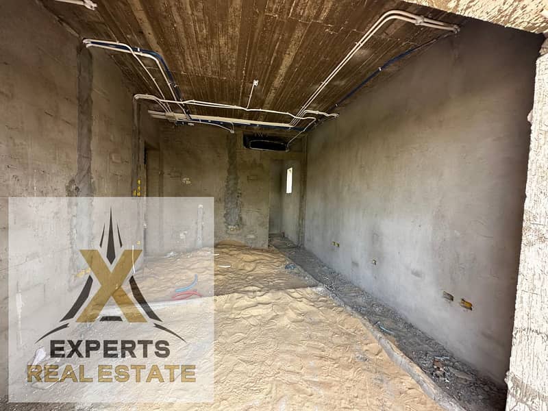 8 eabf0e3a-8f2d-471f-91f9-434fed4d6ded. jpg