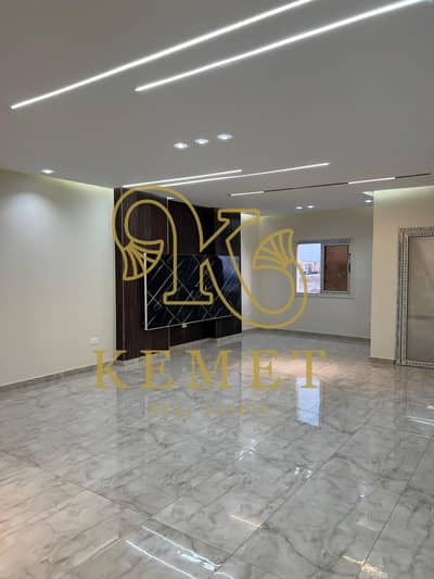 3 Bedroom Flat for Sale in New Cairo, Cairo - dc55cf42-ff5c-4788-b35e-b3e2fe03be25. jpg