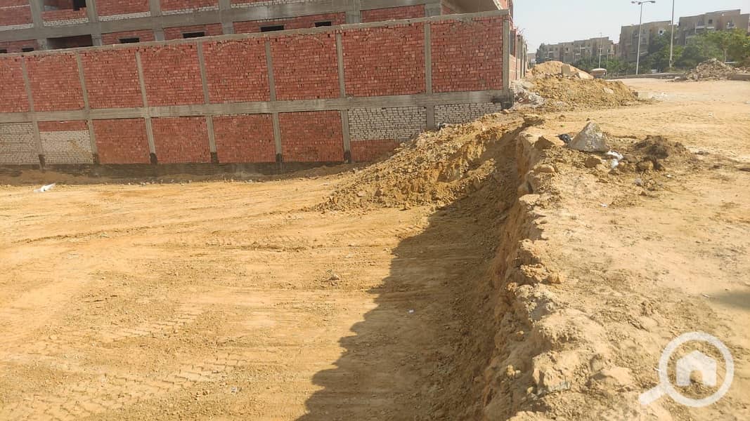 4 WhatsApp Image 2025-11-08 at 10.53. 47_094621a5. jpg