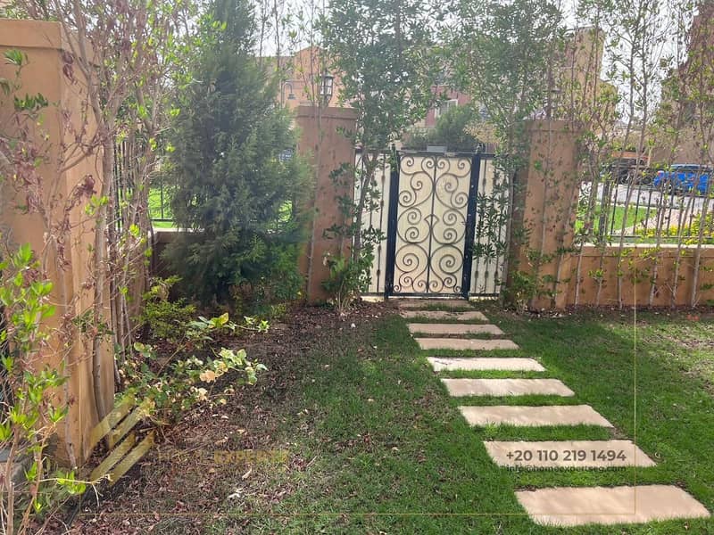 20 d693e3ab-0115-4e48-88fb-6e467f0c5f63. jpg