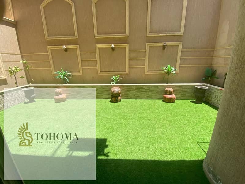 f742f1b9-dc31-4f16-bbf7-170a2c96cee7. jpg