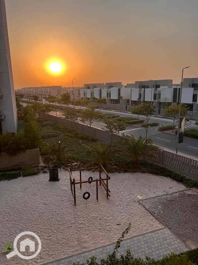 4 Bedroom Townhouse for Sale in Shorouk City, Cairo - af6e5651-87ca-4262-be5c-0d2319c413d9. jpg