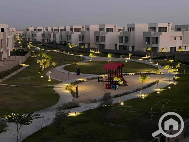 2 cc106344-c69d-4d64-9177-9a3e86940261. jpg