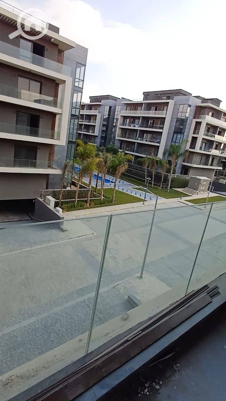 5 40791e75-b1b6-4991-9e23-4860d387a16f. jpg