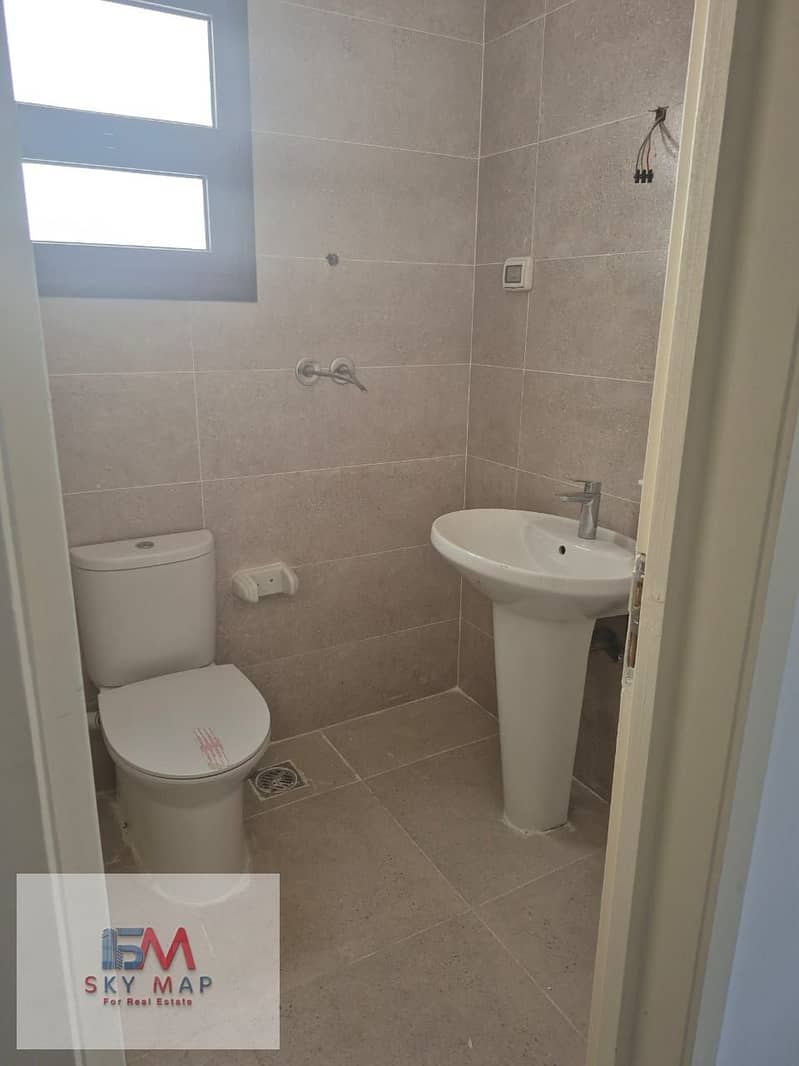 7 WhatsApp Image 2025-10-22 at 2.51. 37 PM (2). jpeg