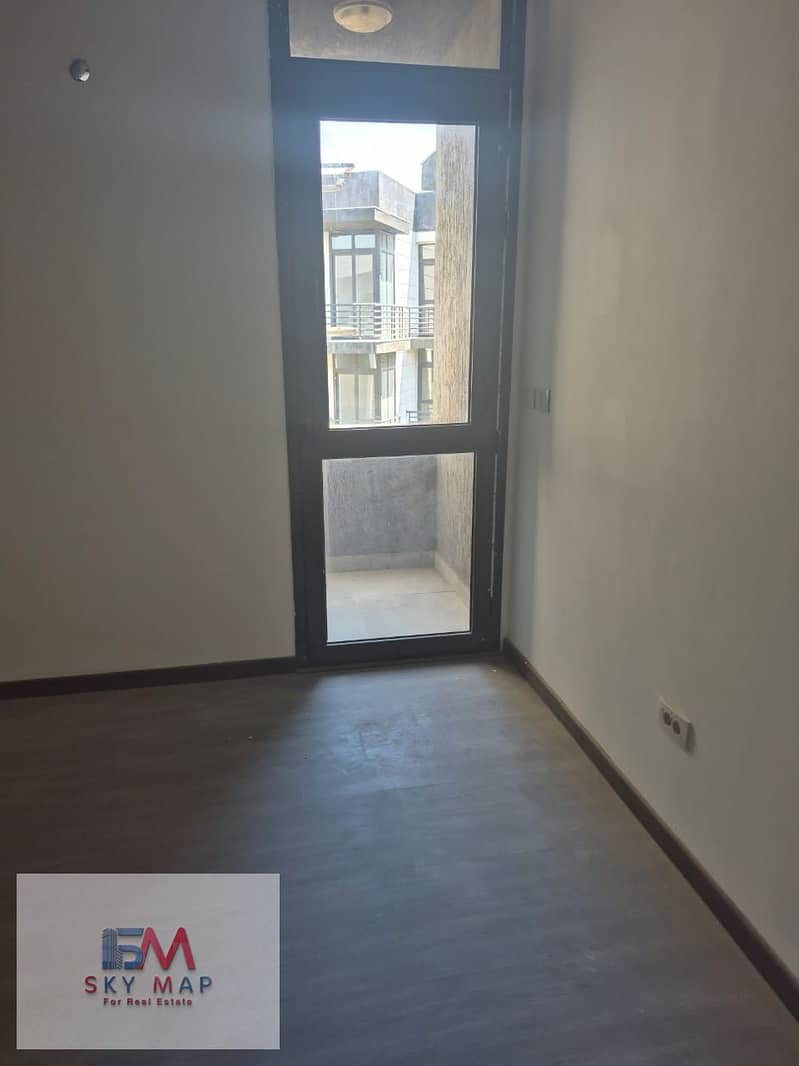 12 WhatsApp Image 2025-10-22 at 2.51. 36 PM (1). jpeg