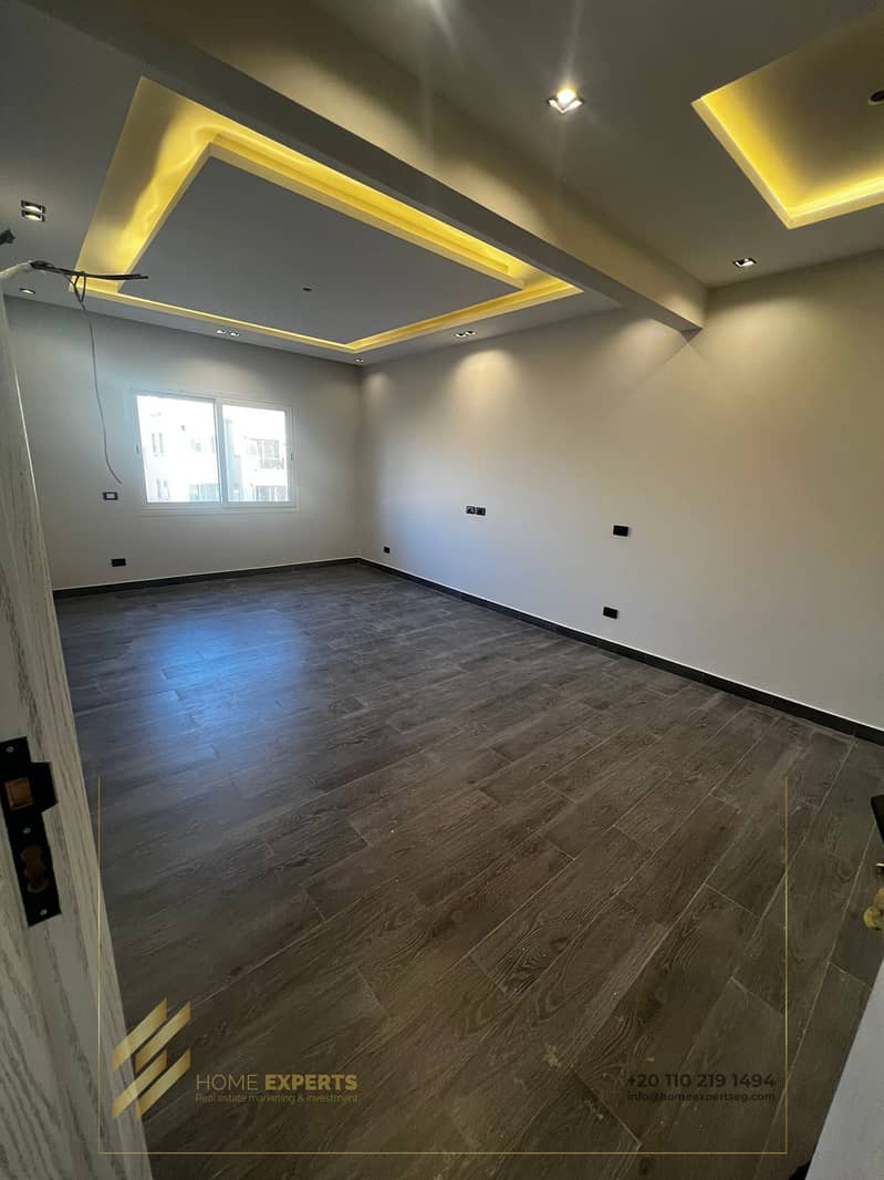 5 1d173202-5521-4569-a560-c507a0fc5405. jpg