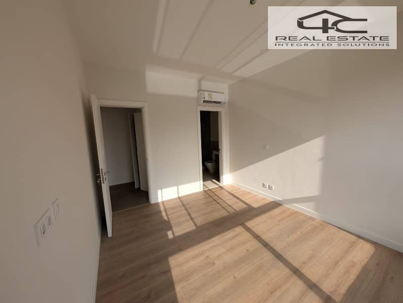 6 WhatsApp Image 2025-11-10 at 3.59. 16 PM (1). jpeg