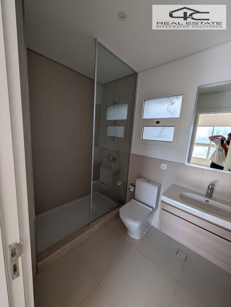 10 WhatsApp Image 2025-11-10 at 3.59. 16 PM. jpeg