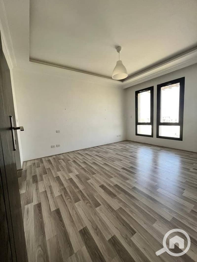 7 FB_IMG_1757497877551. jpg