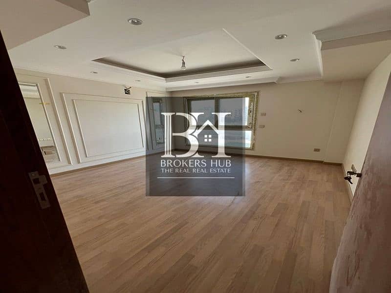 10 WhatsApp Image 2025-10-12 at 4.56. 39 PM (1) (1). jpg