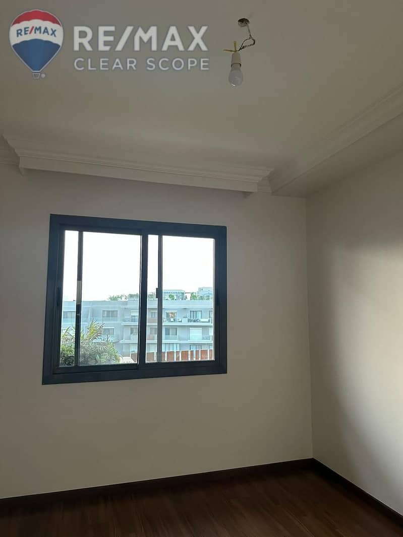 9 45d8b8ae-fb0b-42ae-984c-dfca7b4a8128. jpg