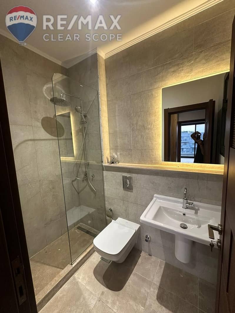 16 a9e6e467-c109-4b25-b46b-05d5545354d9. jpg