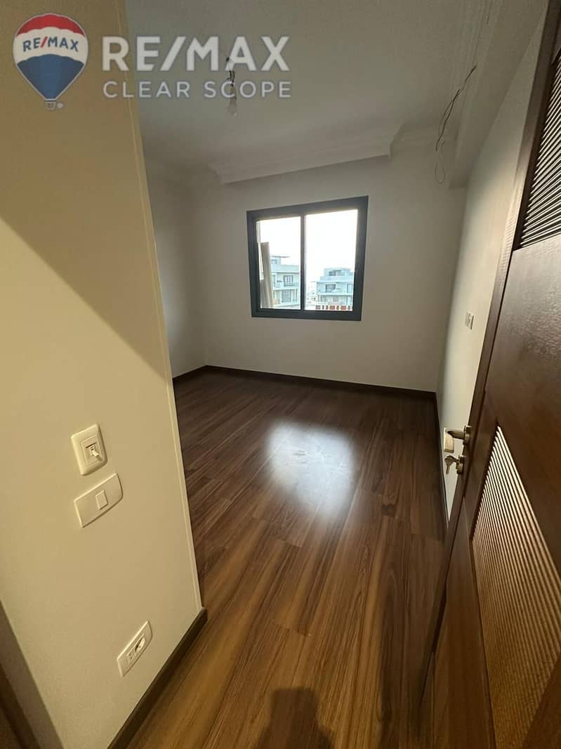 23 d5a622db-6a2b-4101-a5cc-9a354fb5e599. jpg