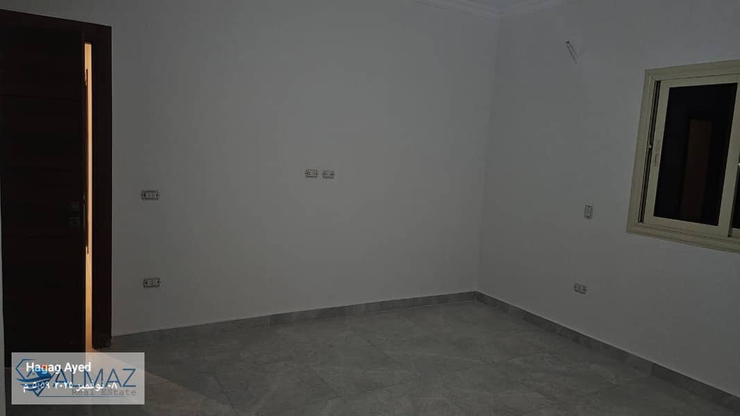 21 WhatsApp Image 2025-11-12 at 12.15. 27 PM (2). jpeg