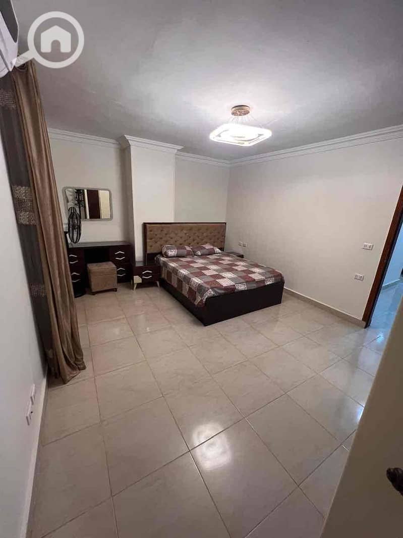 4 0594aaf2-6ce3-4178-a89a-2603641aeac3. jpg