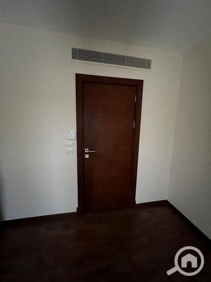 8 WhatsApp Image 2025-11-12 at 12.41. 00 PM. jpeg