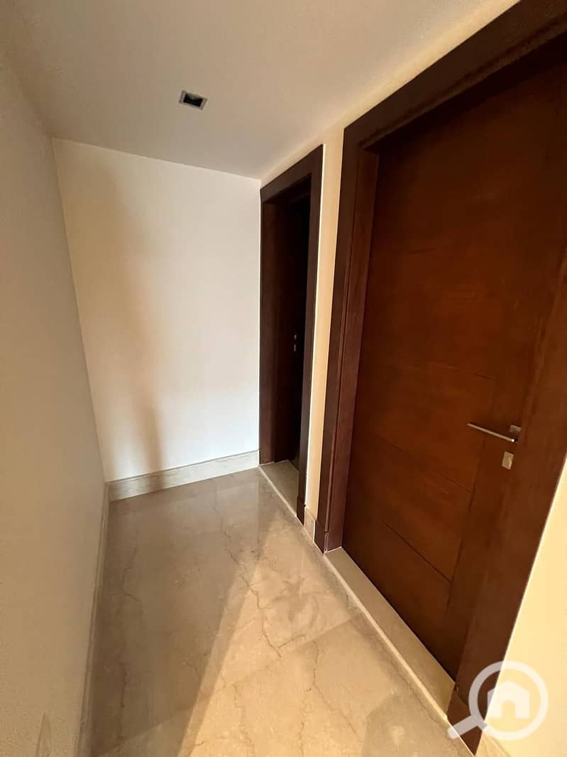 10 WhatsApp Image 2025-11-12 at 12.40. 53 PM. jpeg