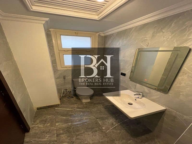 28 WhatsApp Image 2025-10-12 at 3.22. 08 PM (1). jpg