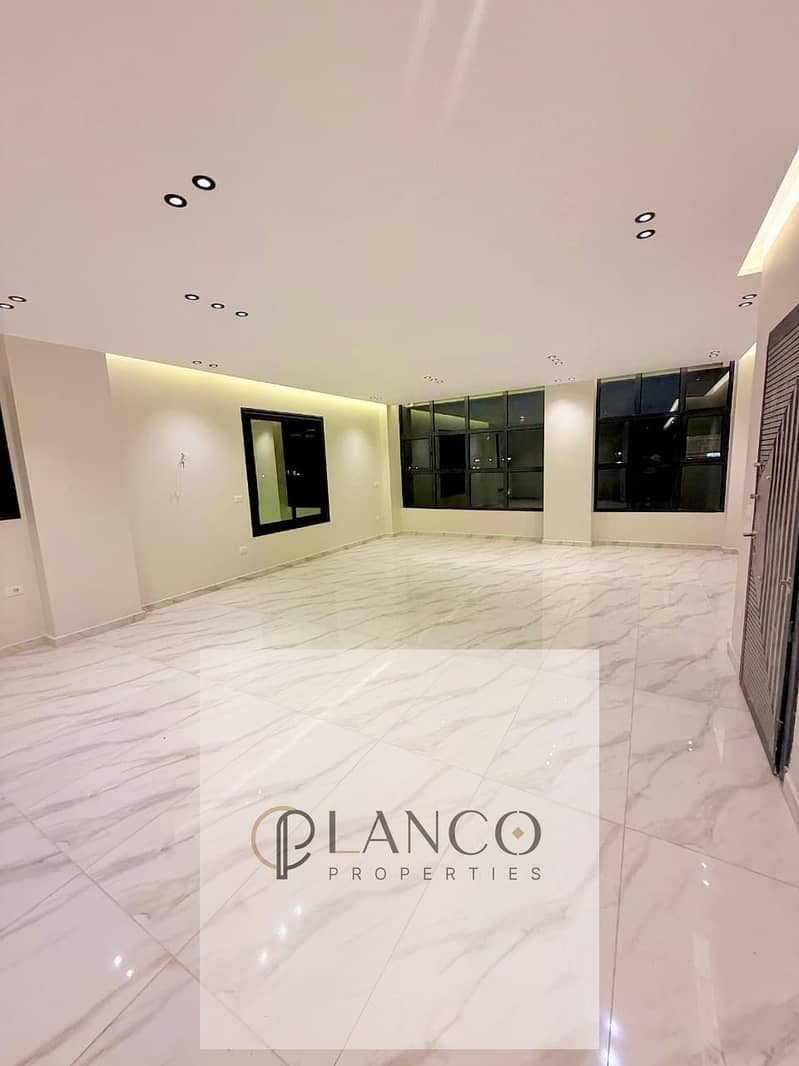 2 5d700ed8-ea79-42f4-ac7e-dc9242570cad. jpeg