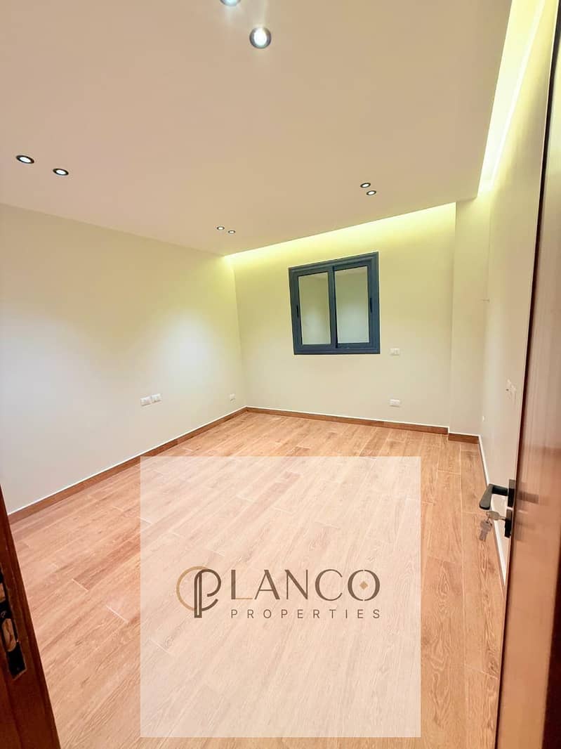 10 9fe8c126-cae3-473c-a3ca-ffddb57d10fb. jpeg