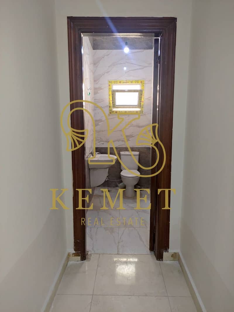 4 WhatsApp Image 2025-11-11 at 13.47. 53_157fcf7b. jpg