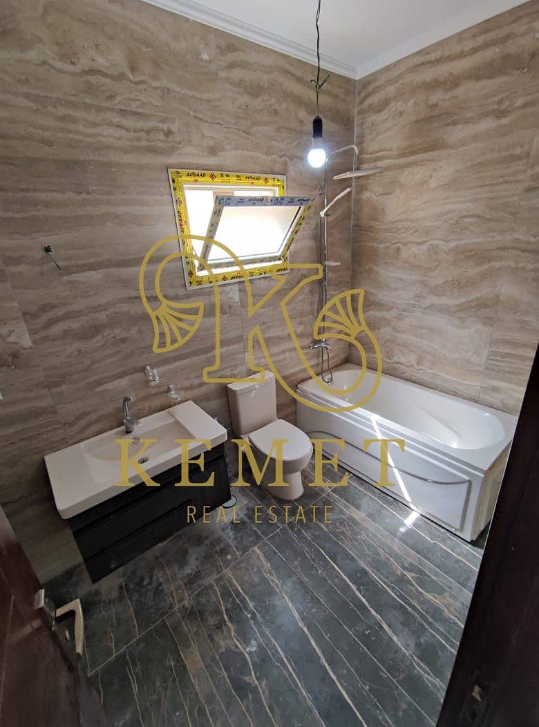 7 WhatsApp Image 2025-11-11 at 13.47. 55_dee2aeba. jpg