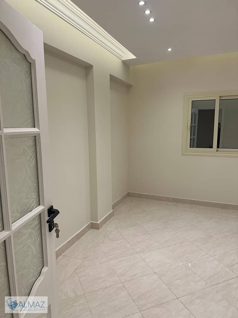 6 WhatsApp Image 2025-11-12 at 12.24. 52 PM (1). jpeg