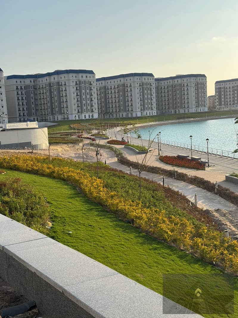 4 592da9d6-ed71-4db2-905e-a83d9243c0bd. jpg