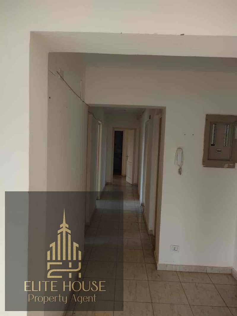 13 2d4b8db7-15a6-4ea1-8ed4-cd6986c4a1fd. jpg