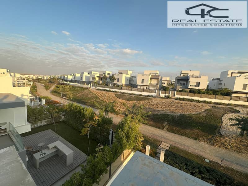 2 WhatsApp Image 2024-12-01 at 1.01. 31 PM. jpeg