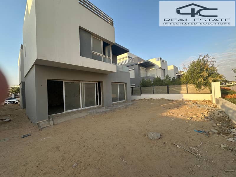 10 WhatsApp Image 2024-12-01 at 1.01. 37 PM (3). jpeg